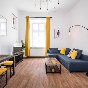 Apartment Dajwor Jewish Quarter Wawelofts, Krakow