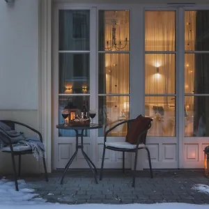 Apartment Atrium - Old Town Luxury - By Upstairs, Krakow