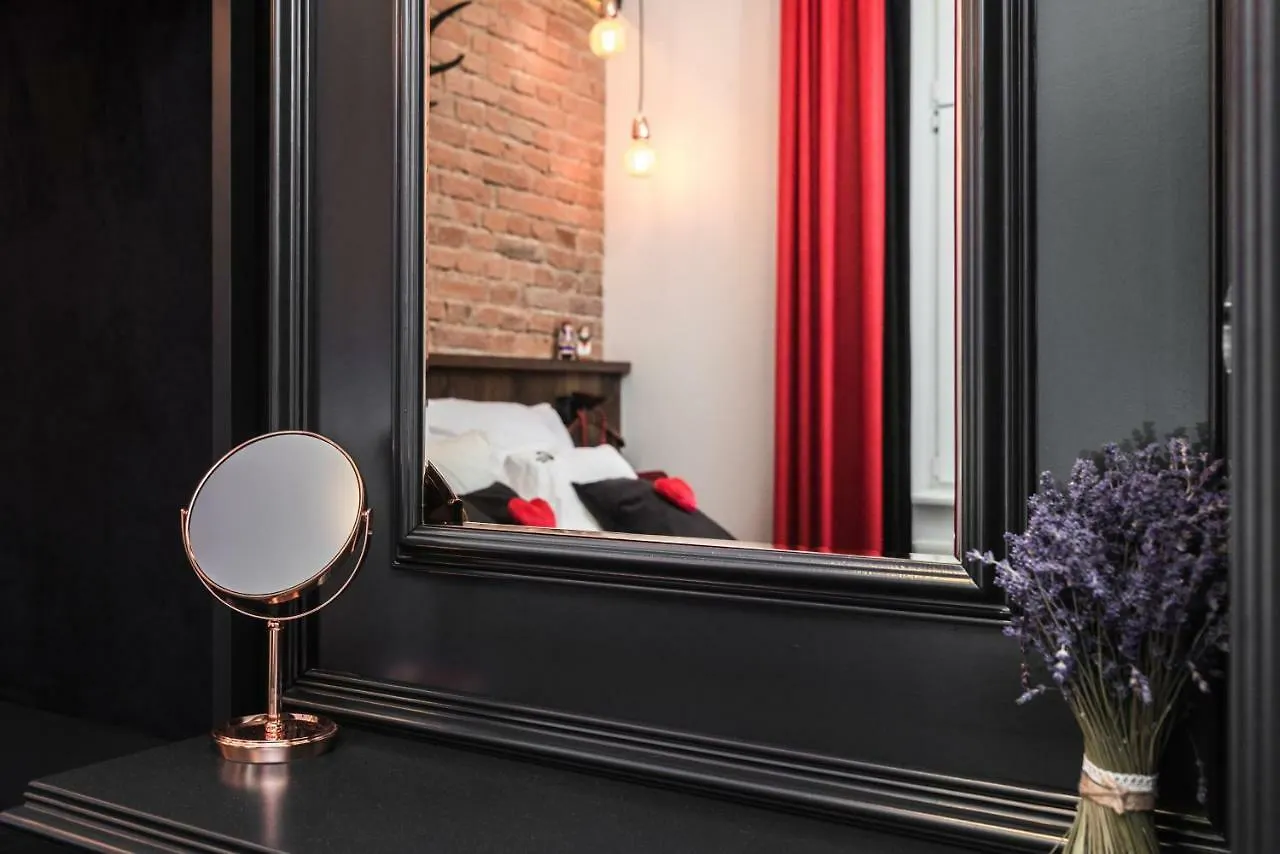 Wooden Horse - New Apartment - Old Town Krakow Poland