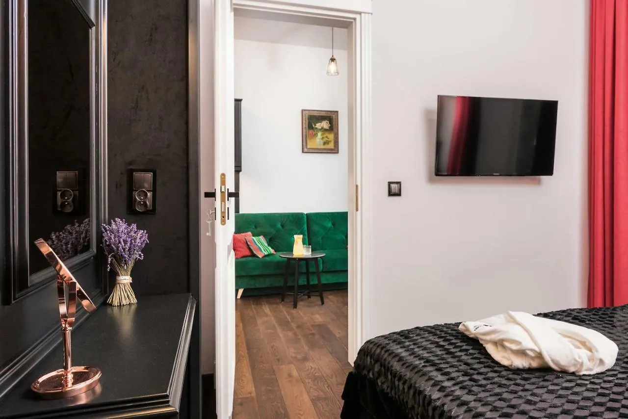 Wooden Horse - New Apartment - Old Town Krakow 0*,  Poland